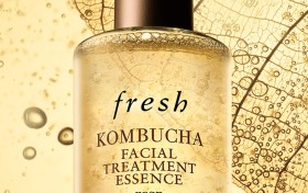 馥蕾诗红茶精华水：以古法发酵智慧，焕活肌肤原生光采